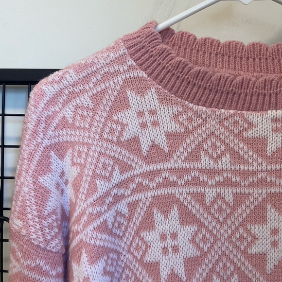 NWOT | Women’s patterned sweater — medium - Picture 3 of 4